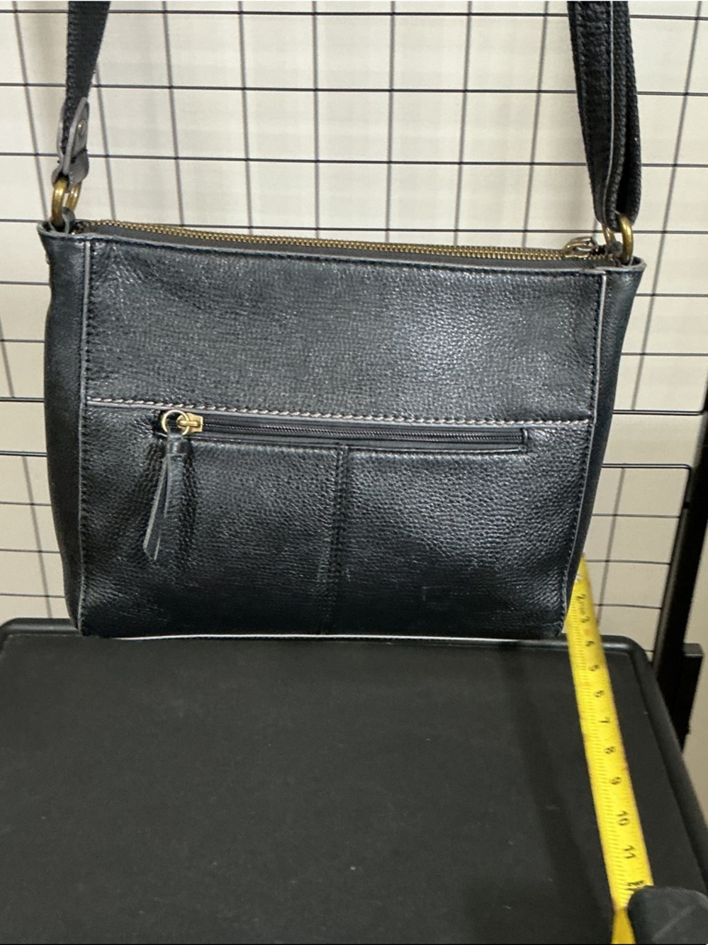 The Sak Black Pebbled Leather Crossbody Bag Brass Hardware Everyday Minimalist - Picture 8 of 12